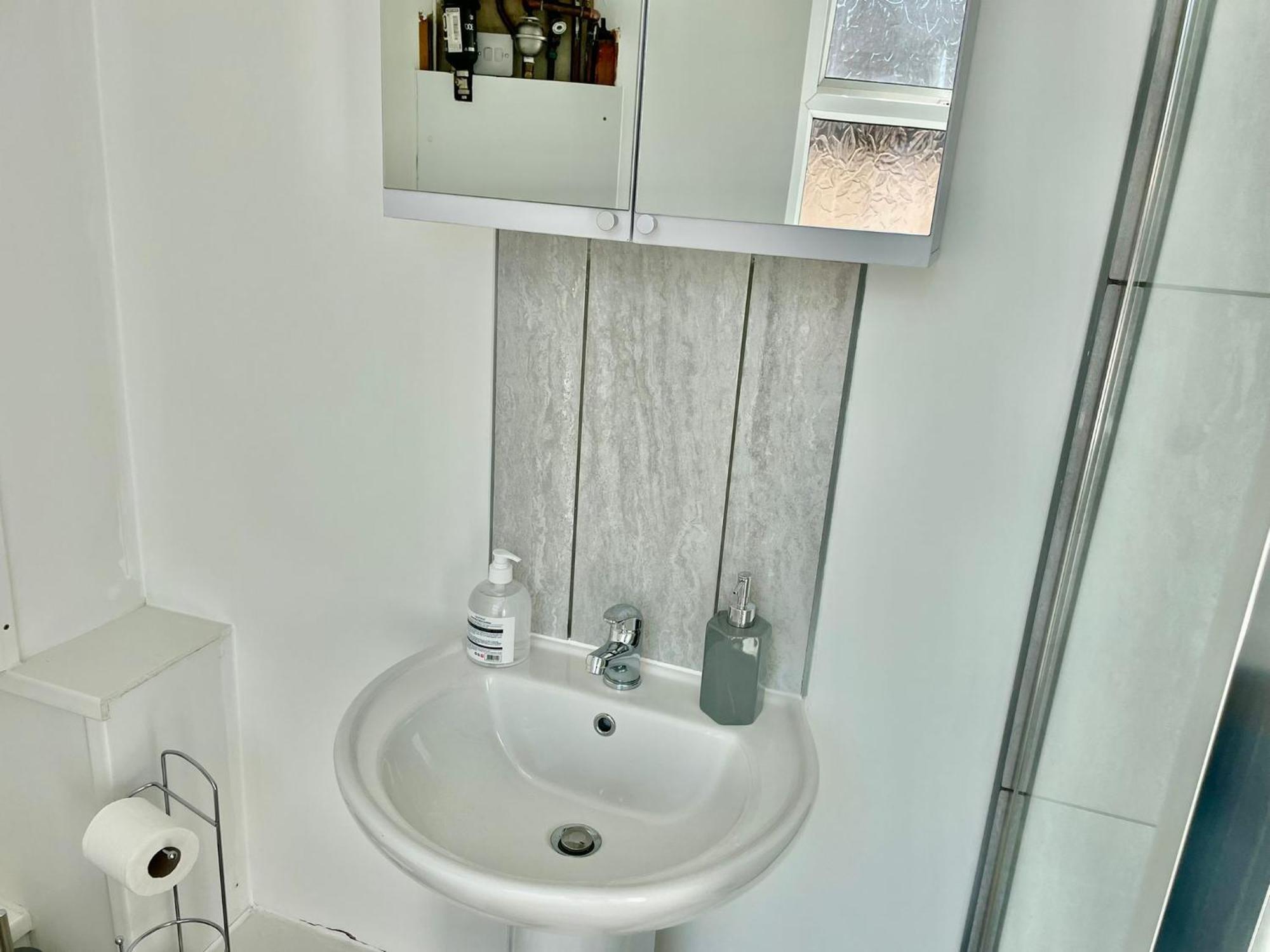 Cheerful 1 Bed Apartment Cardiff City Centre - Penarth Rd 객실 사진